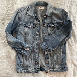 Madewell oversized jean jacket in XS
